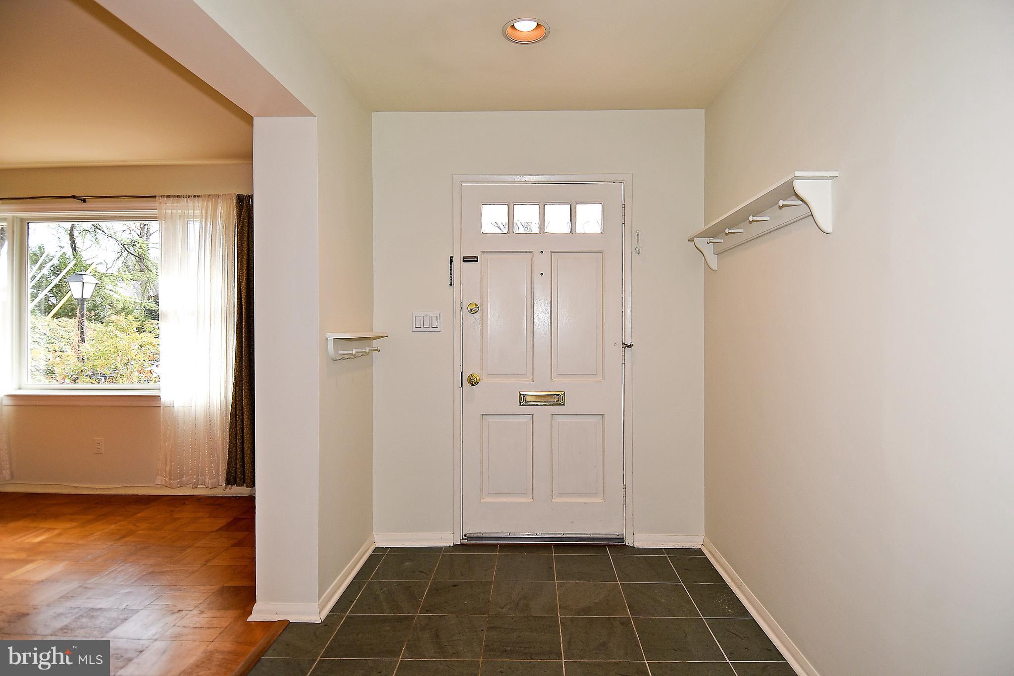 LAKE BARCROFT - Residential Lease