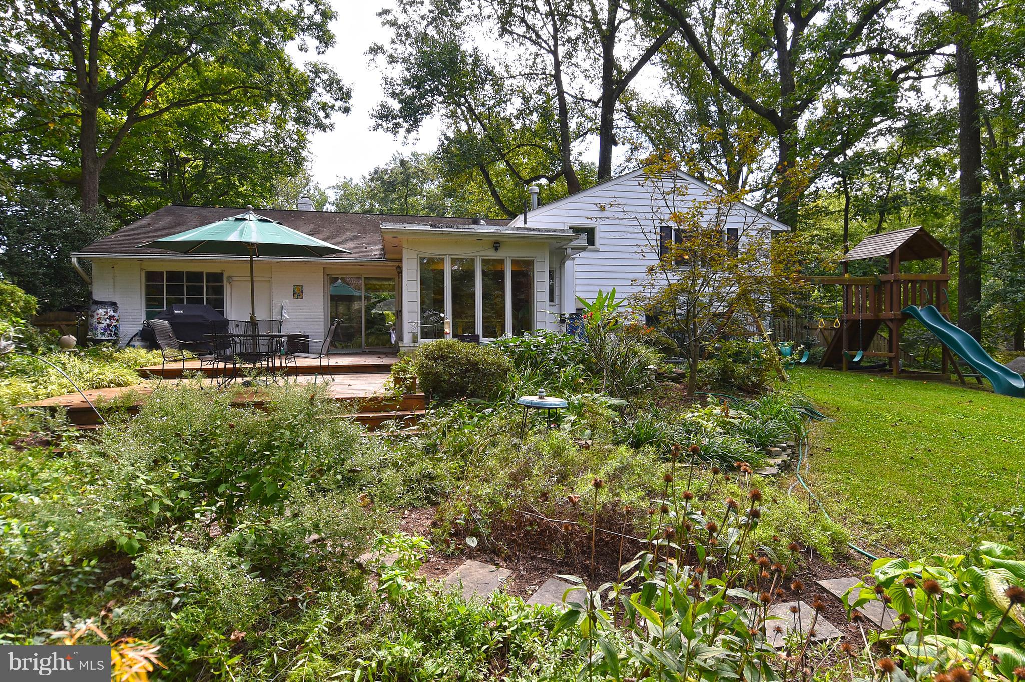 LAKE BARCROFT - Residential Lease