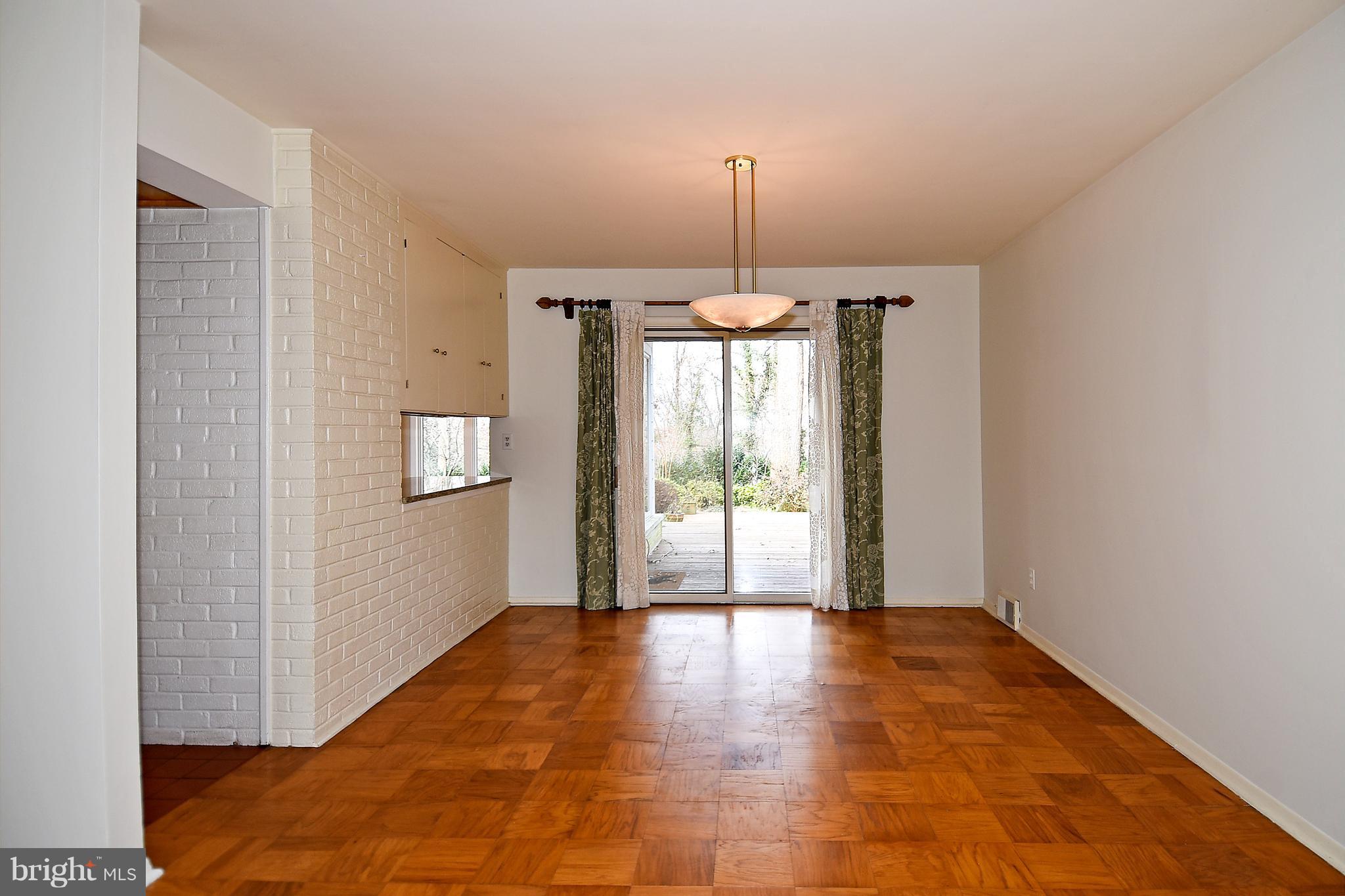 LAKE BARCROFT - Residential Lease