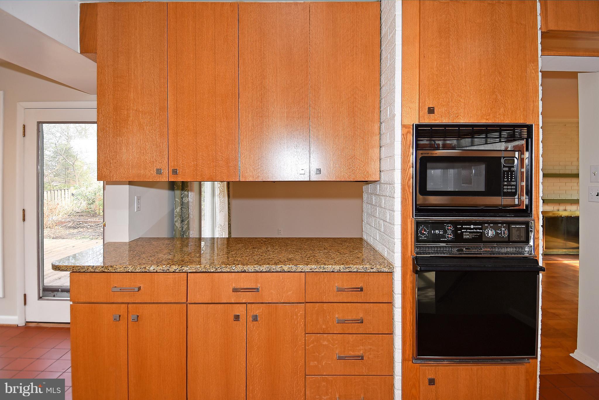 LAKE BARCROFT - Residential Lease