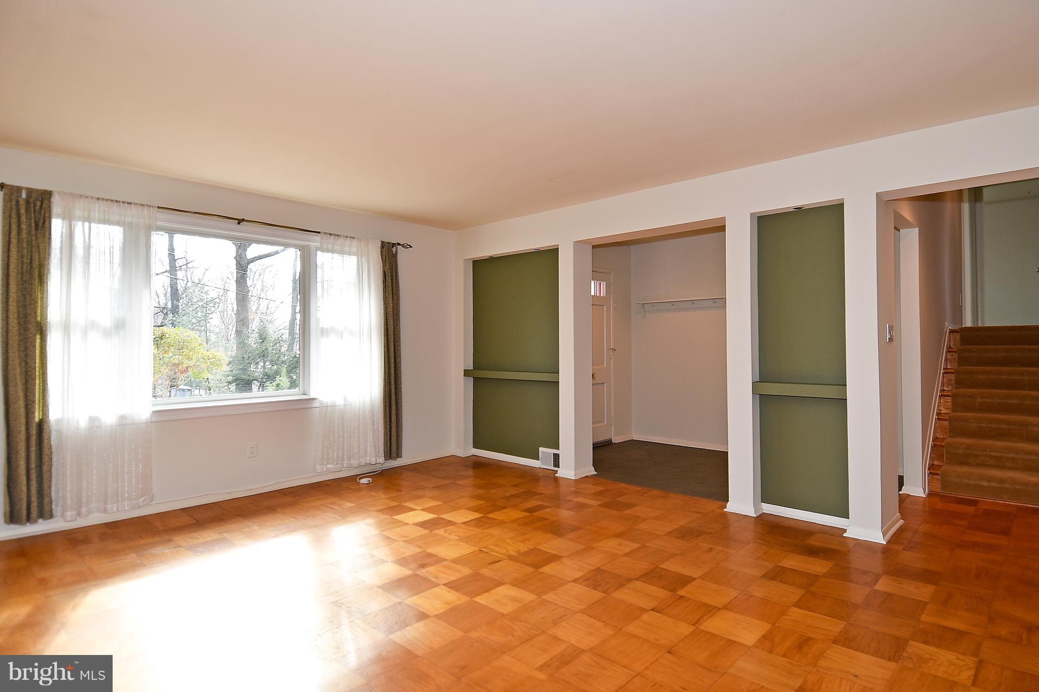 LAKE BARCROFT - Residential Lease