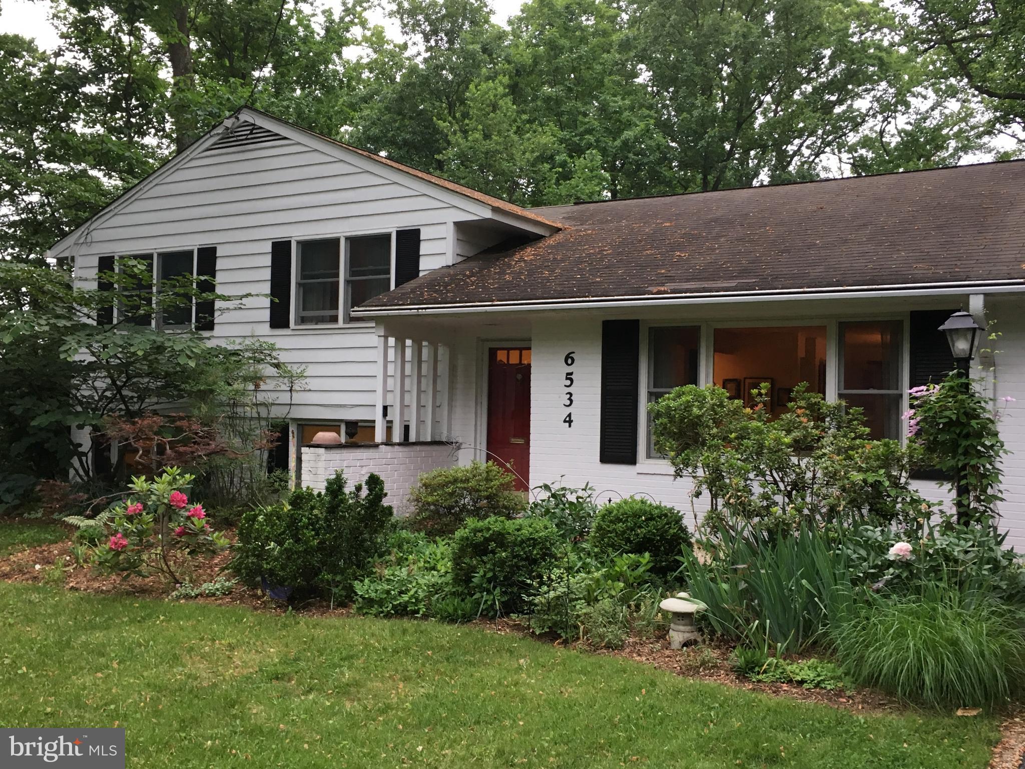 LAKE BARCROFT - Residential Lease