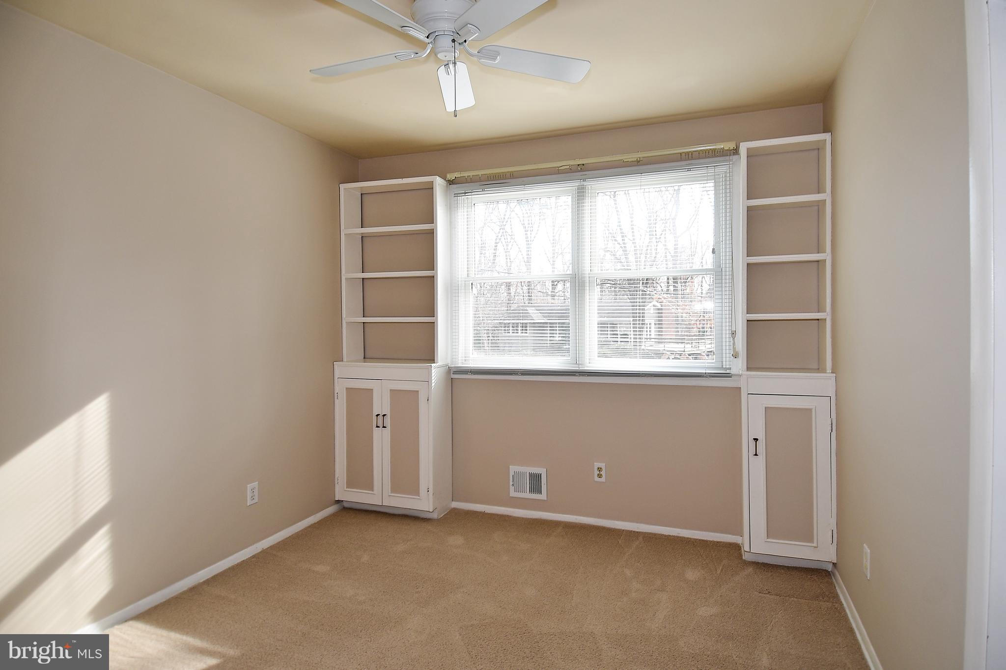 LAKE BARCROFT - Residential Lease