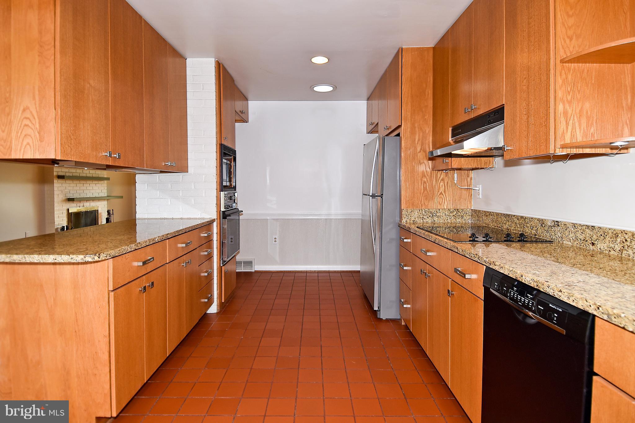 LAKE BARCROFT - Residential Lease