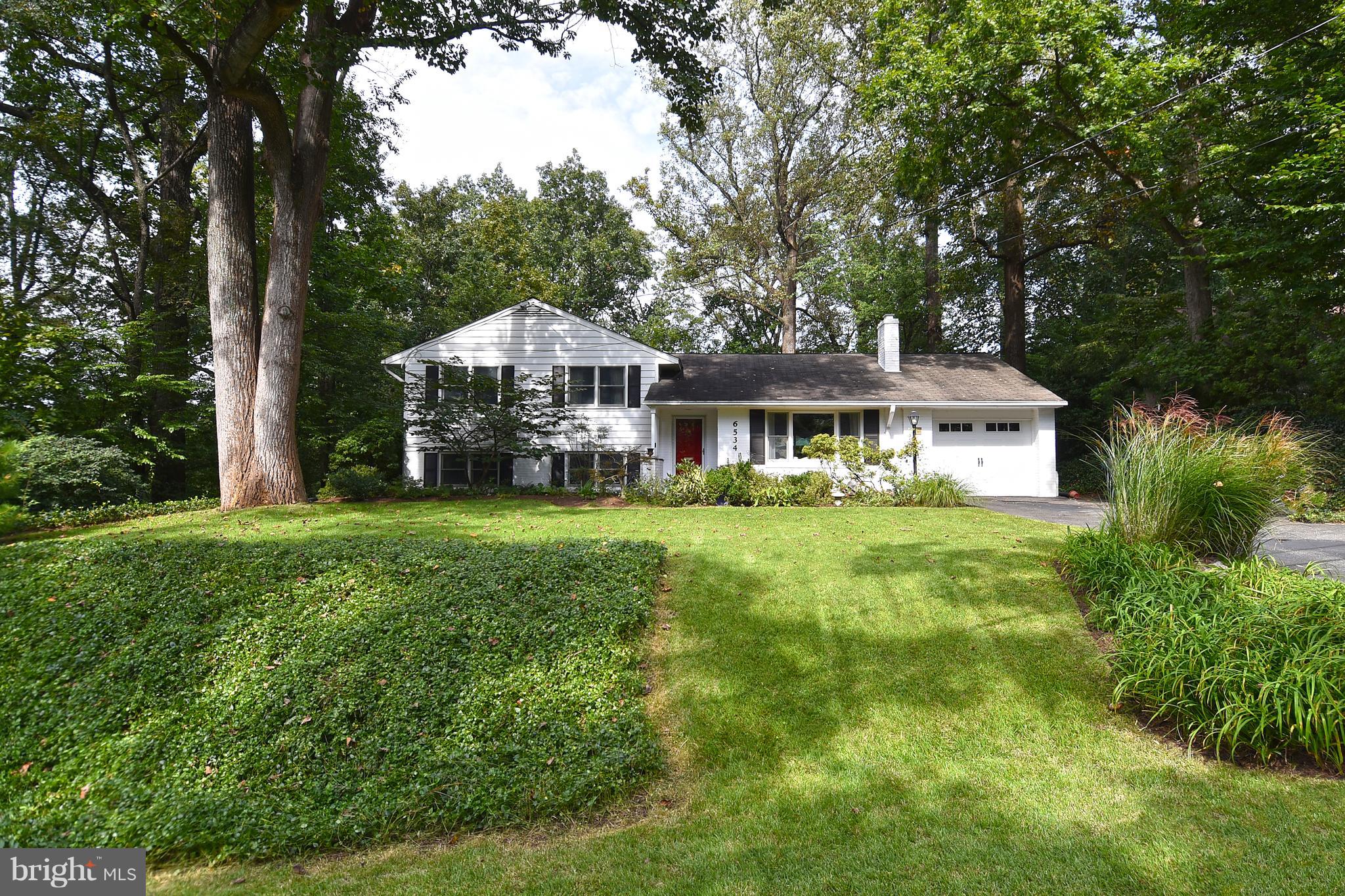 LAKE BARCROFT - Residential Lease