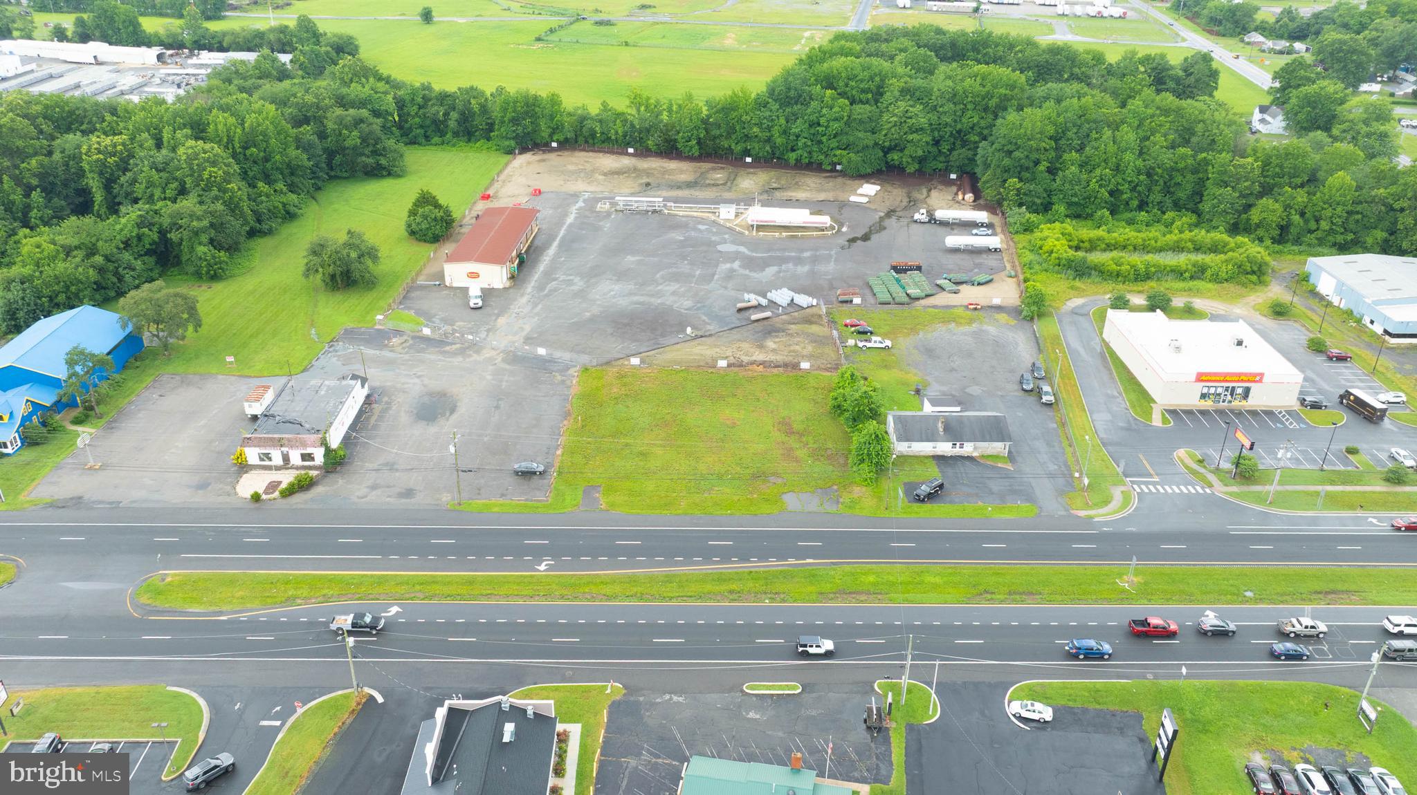 3957 N DUPONT HIGHWAY