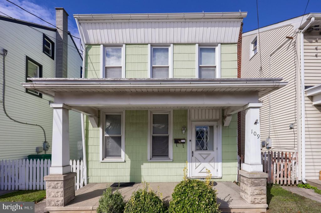 Photo of 109 E Cumberland Street, LEBANON, PA 17042 (MLS # PALN2023332)
