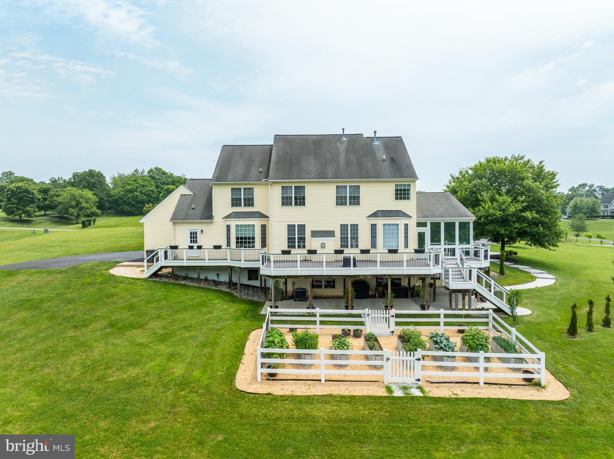 STONE EDEN FARM - Residential