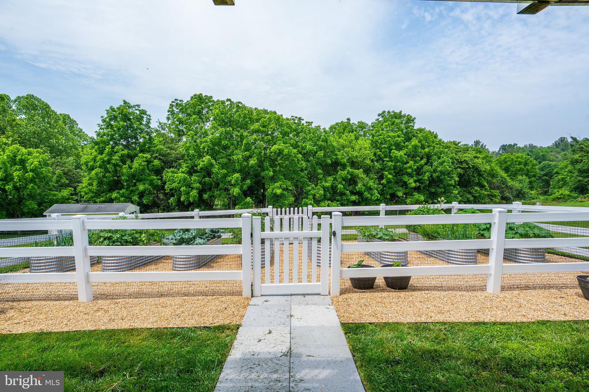 STONE EDEN FARM - Residential