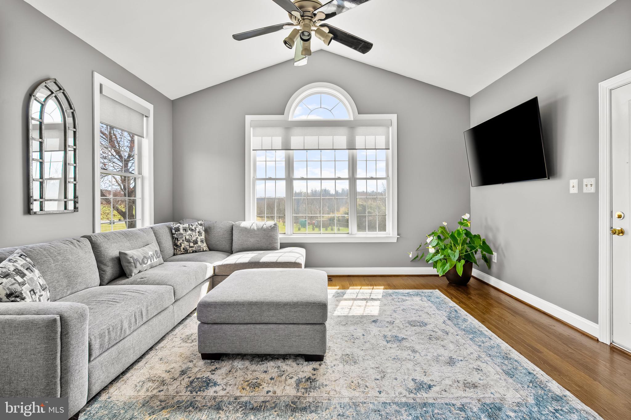 STONE EDEN FARM - Residential