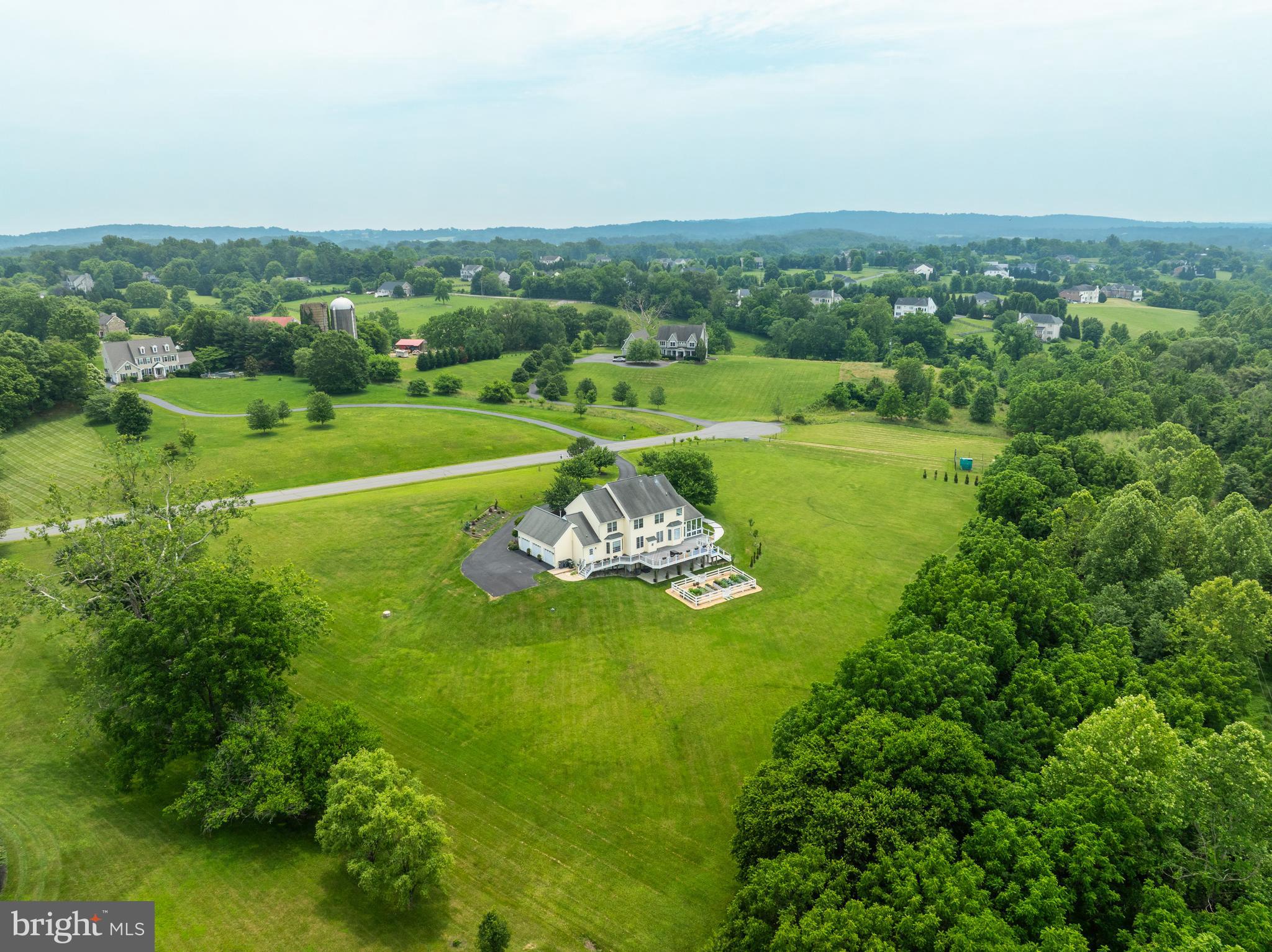 STONE EDEN FARM - Residential