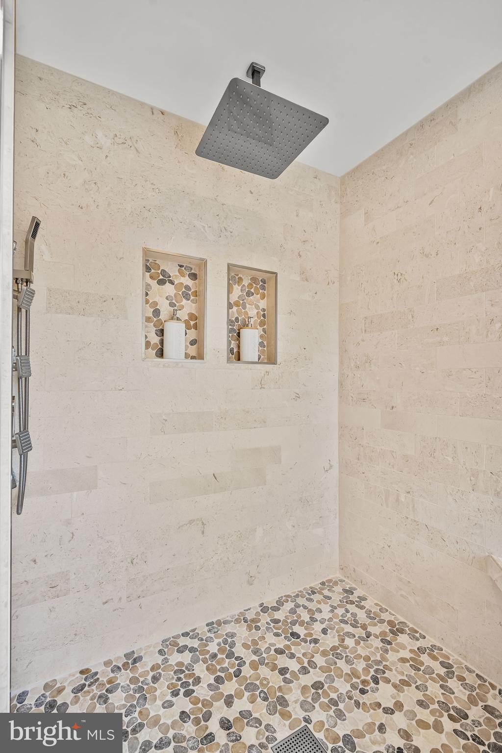 STONE EDEN FARM - Residential