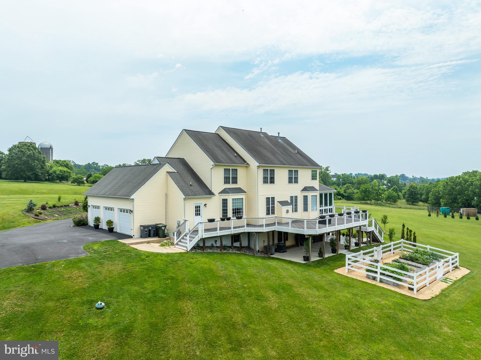 STONE EDEN FARM - Residential