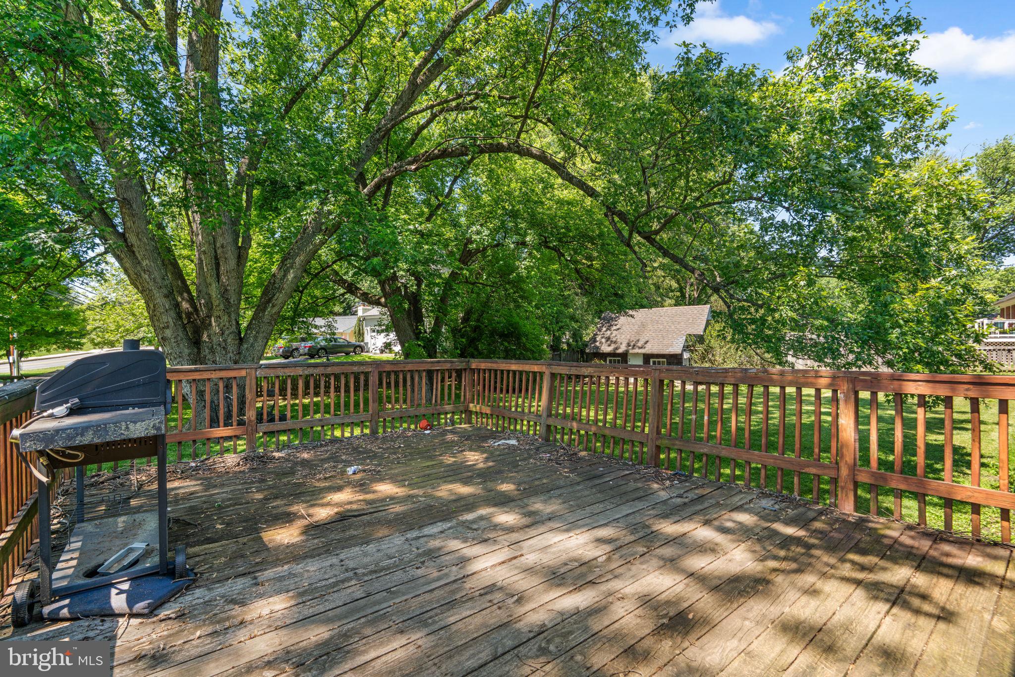 9264 MARYDELL ROAD