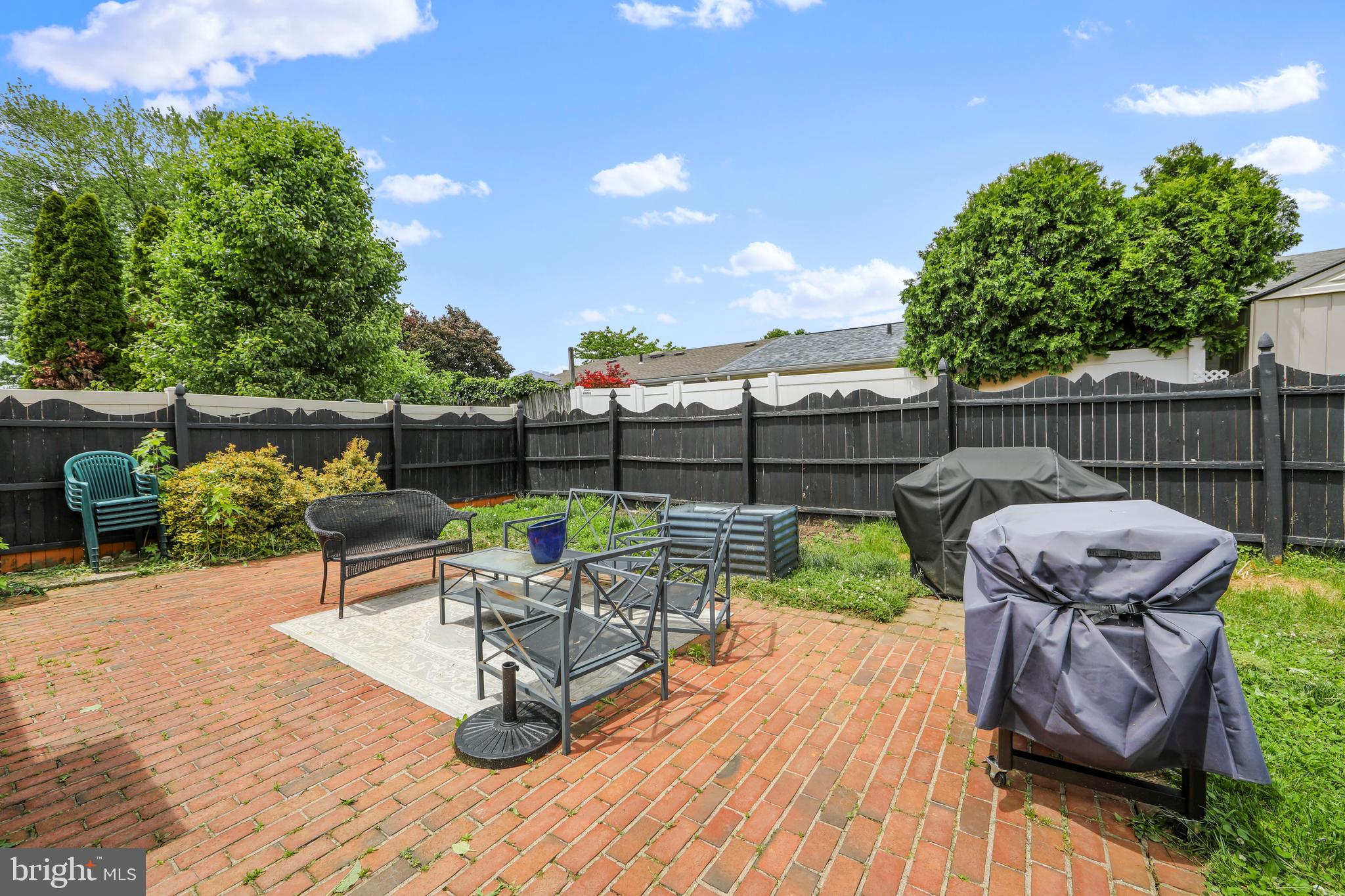 NESHAMINY VALLEY - Residential