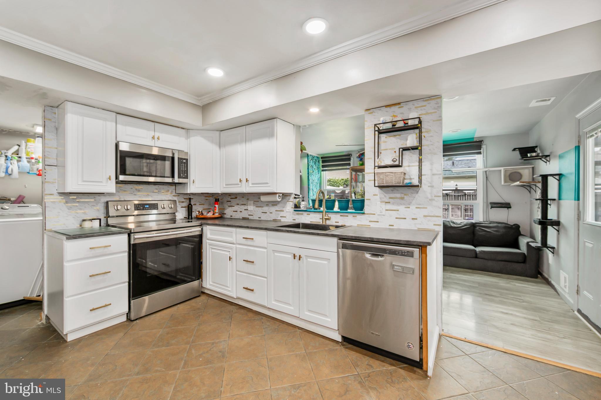 NESHAMINY VALLEY - Residential