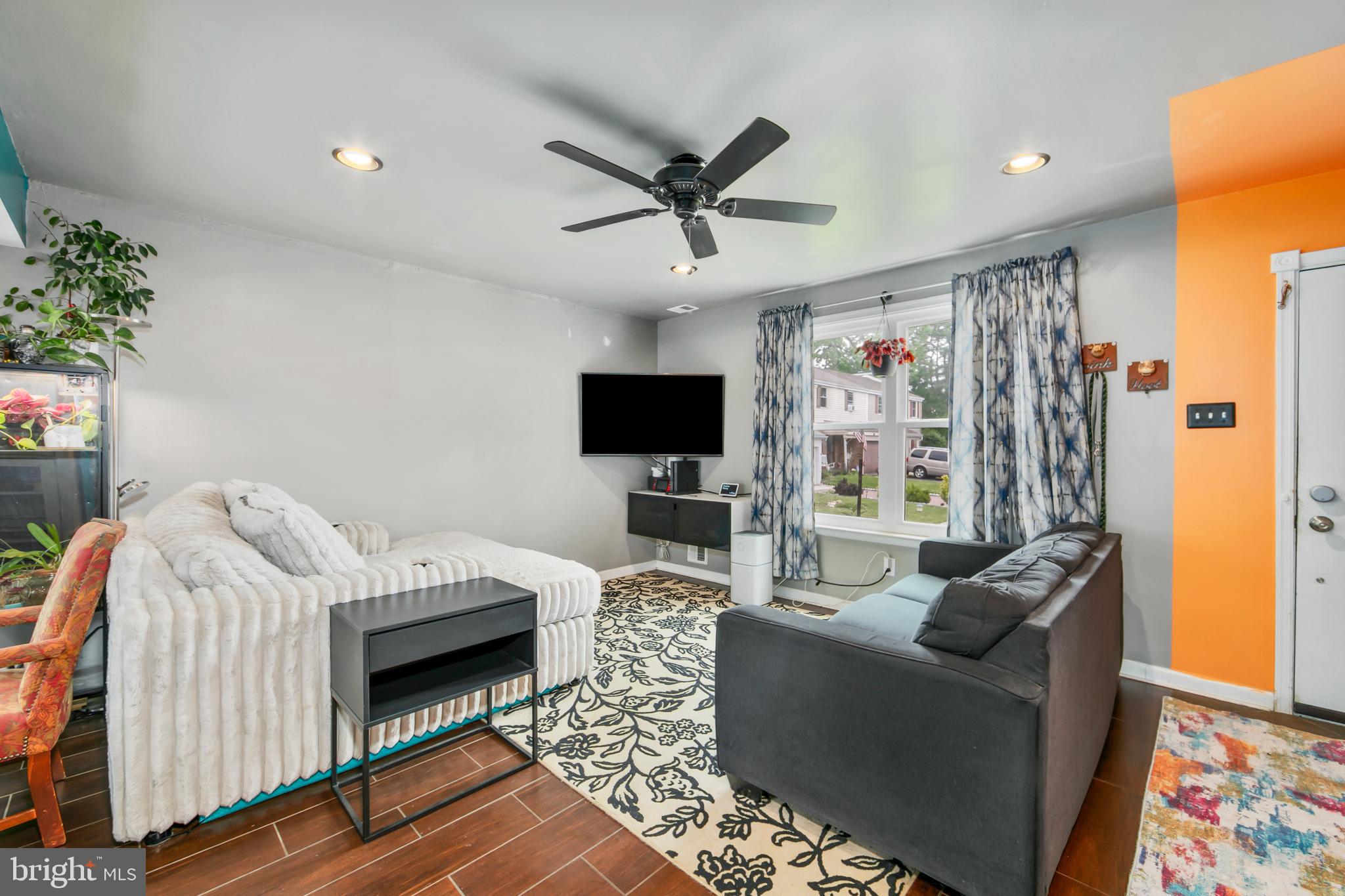 NESHAMINY VALLEY - Residential