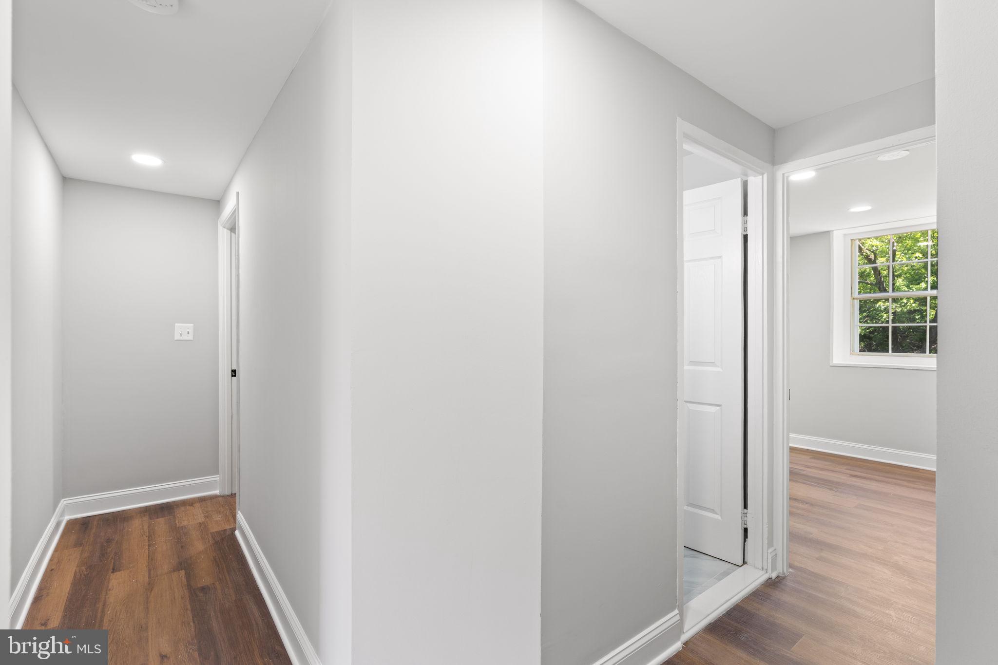 WINDMILL SQUARE - Residential