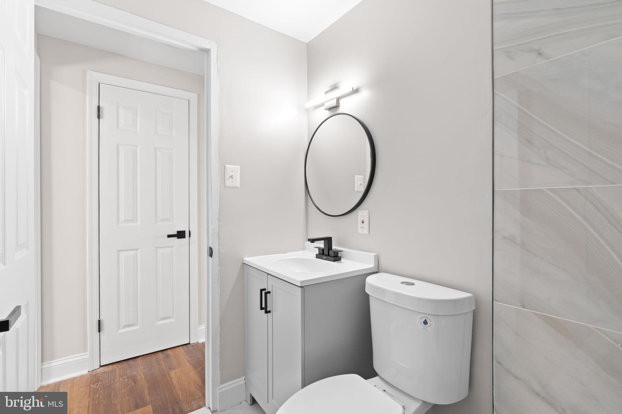 WINDMILL SQUARE - Residential