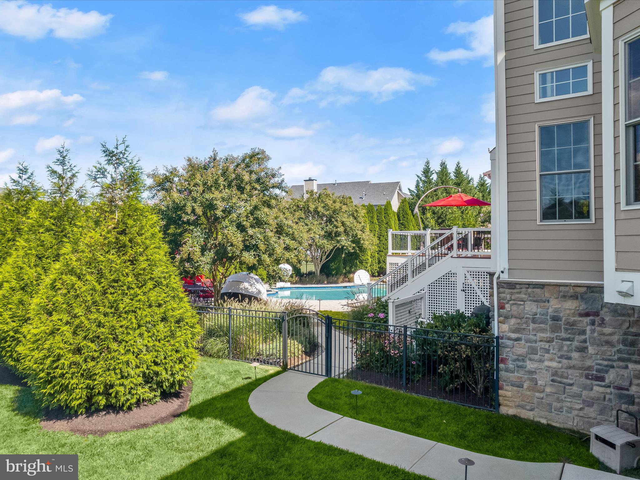 CLARKS MEADOW - Residential