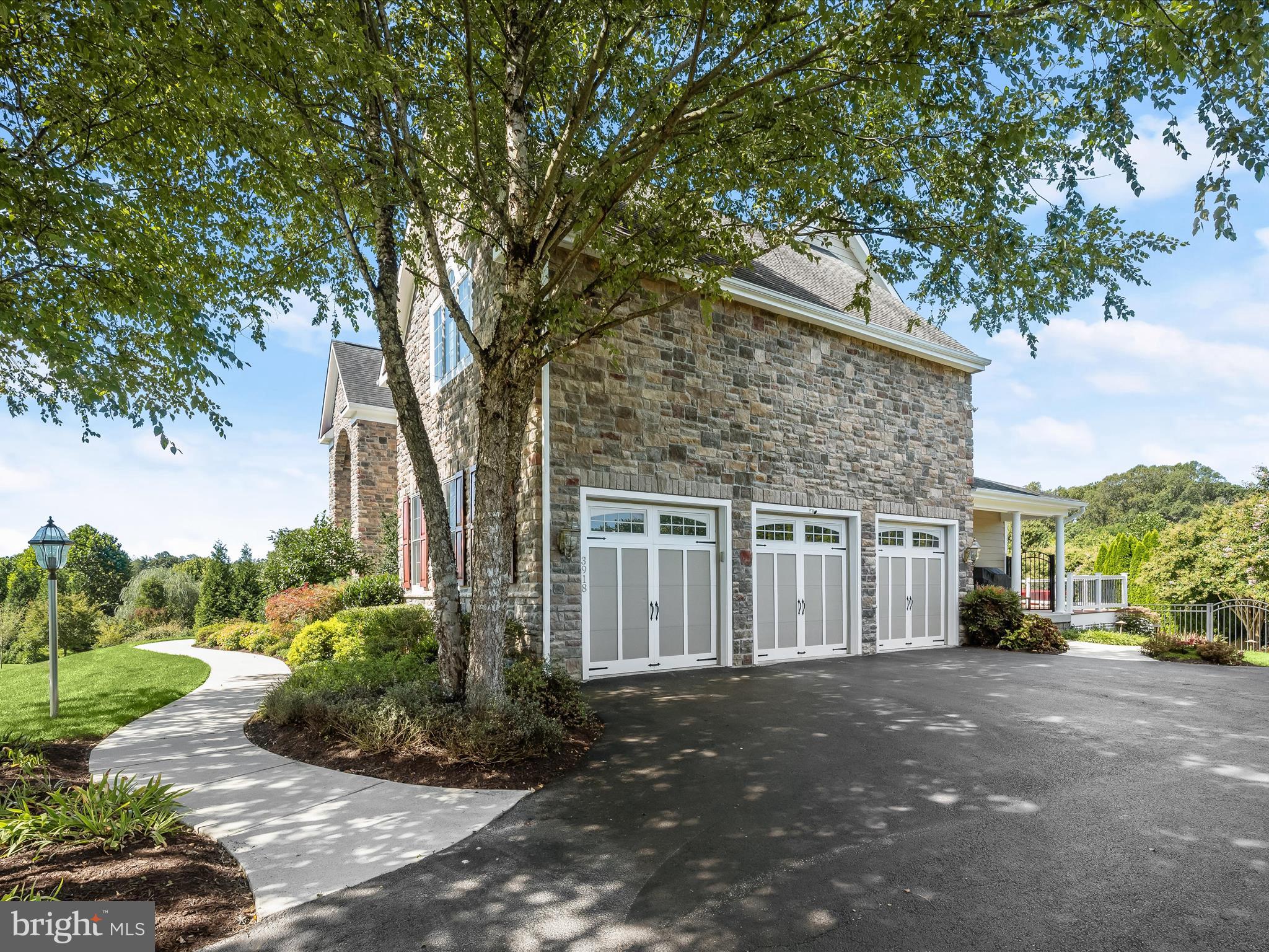 CLARKS MEADOW - Residential