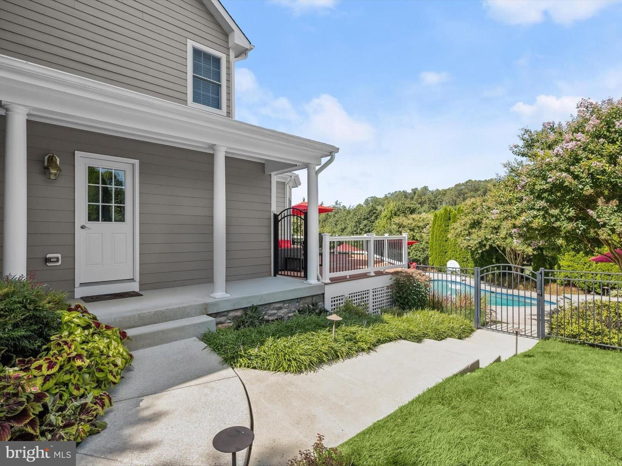 CLARKS MEADOW - Residential