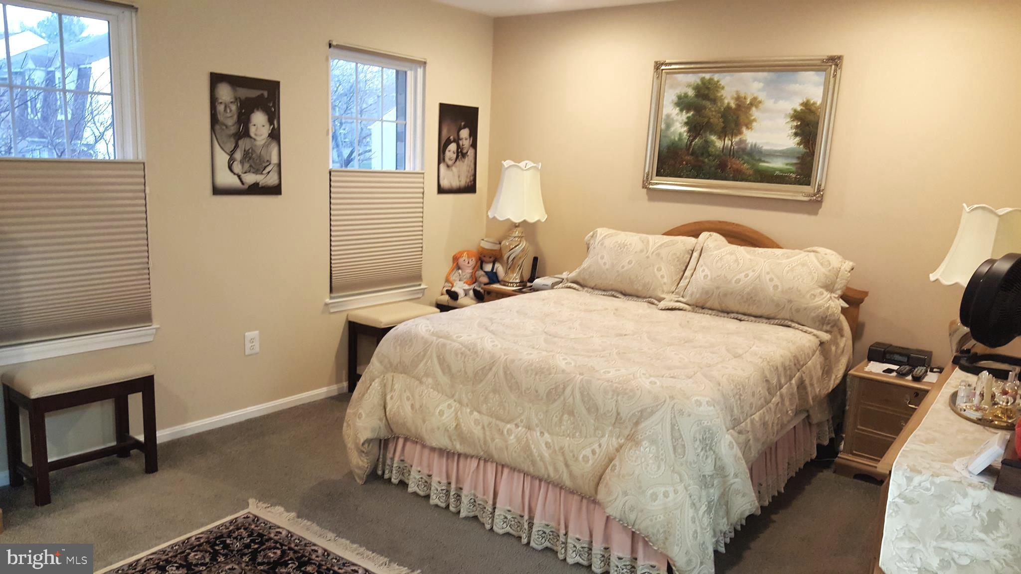 FOREST ESTATES - Residential Lease