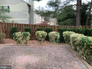 FOREST ESTATES - Residential Lease