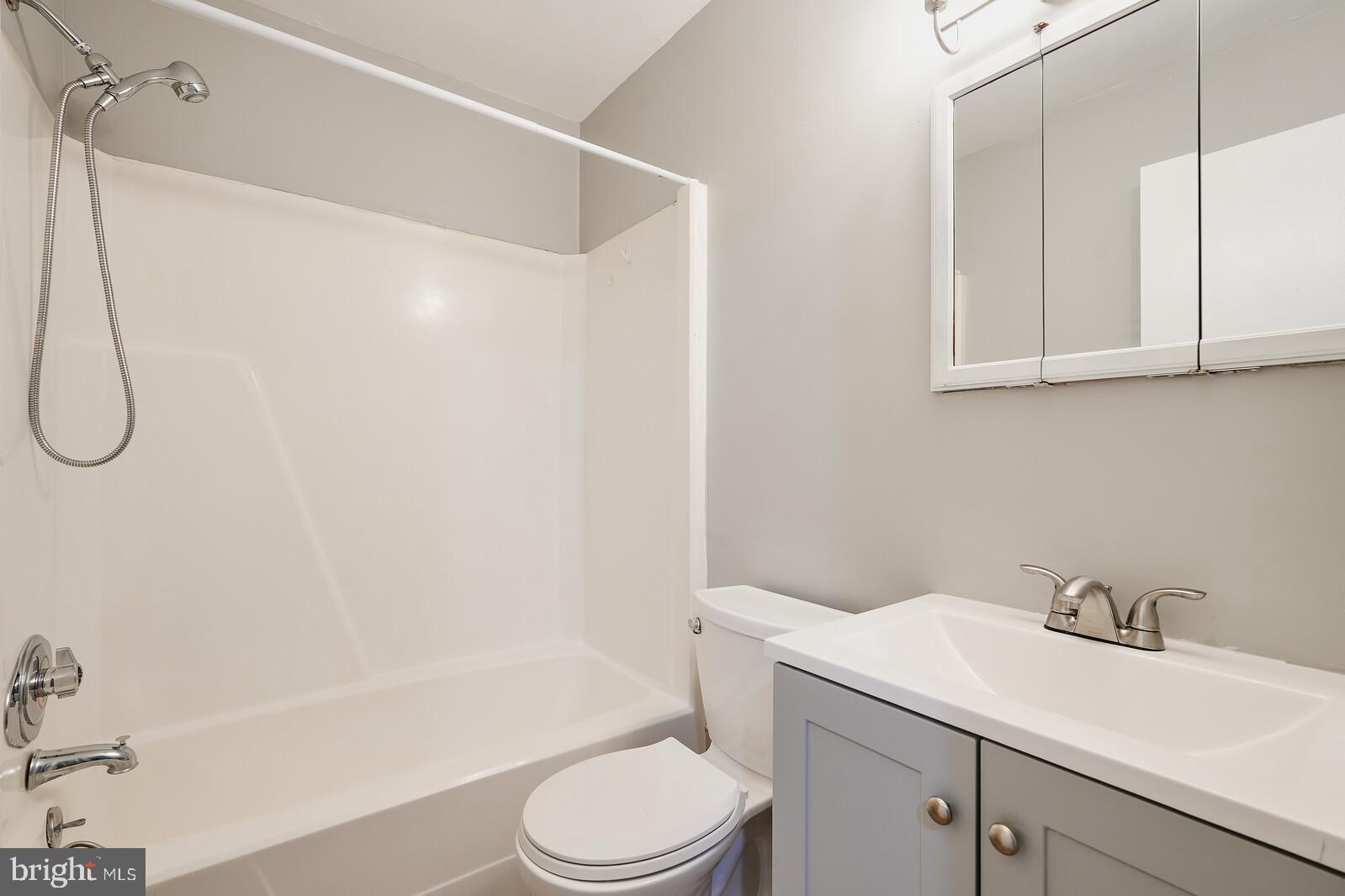 CAROLANN COURT - Residential