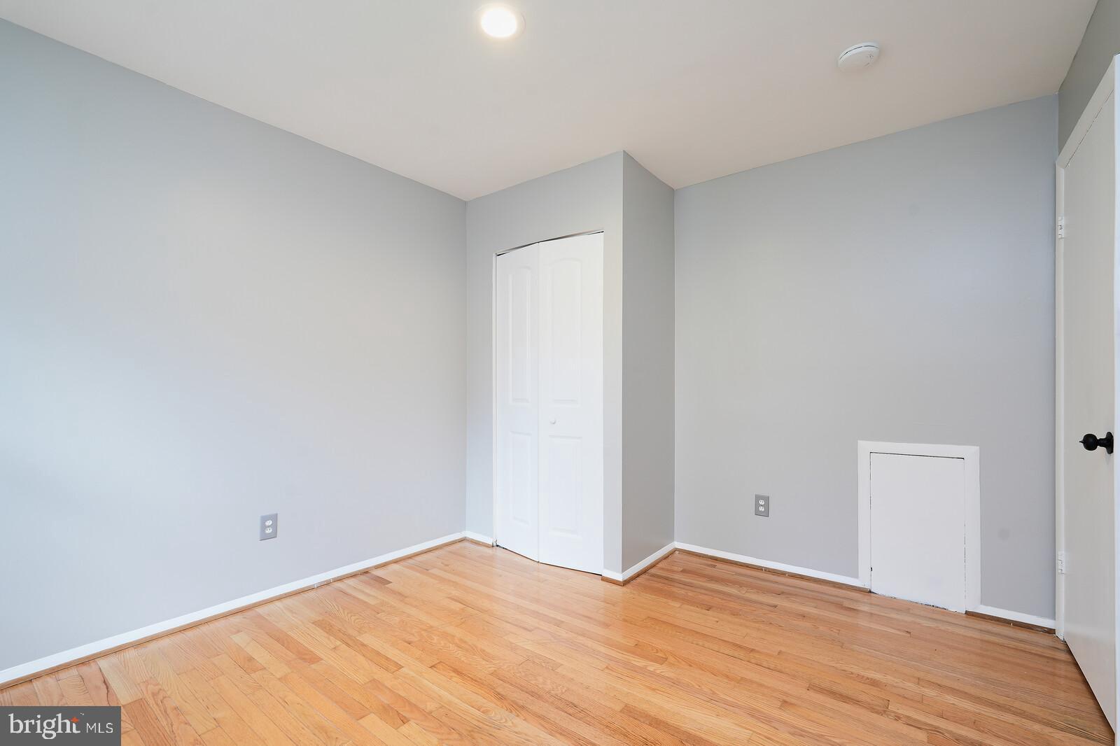 CAROLANN COURT - Residential