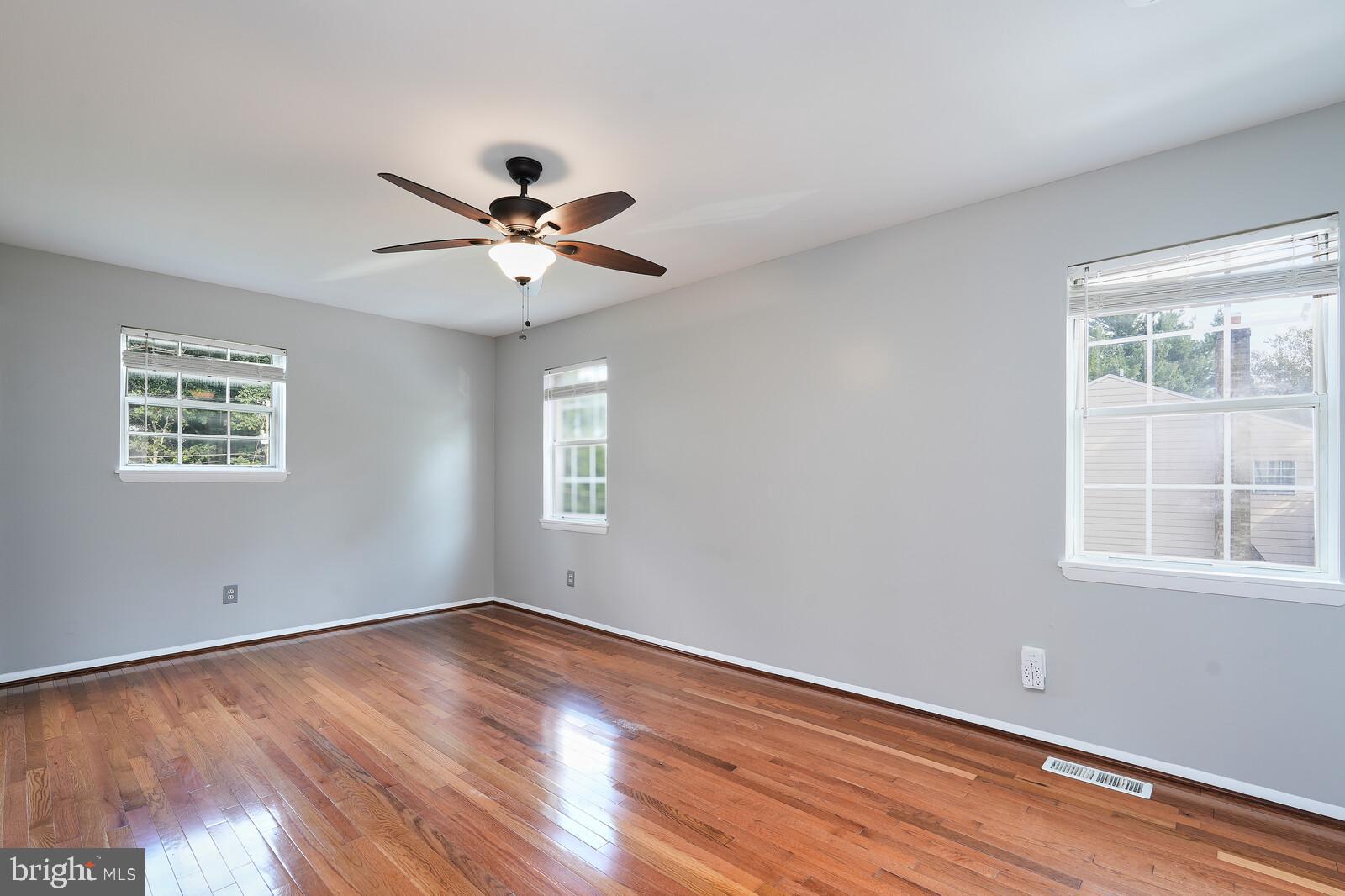 CAROLANN COURT - Residential