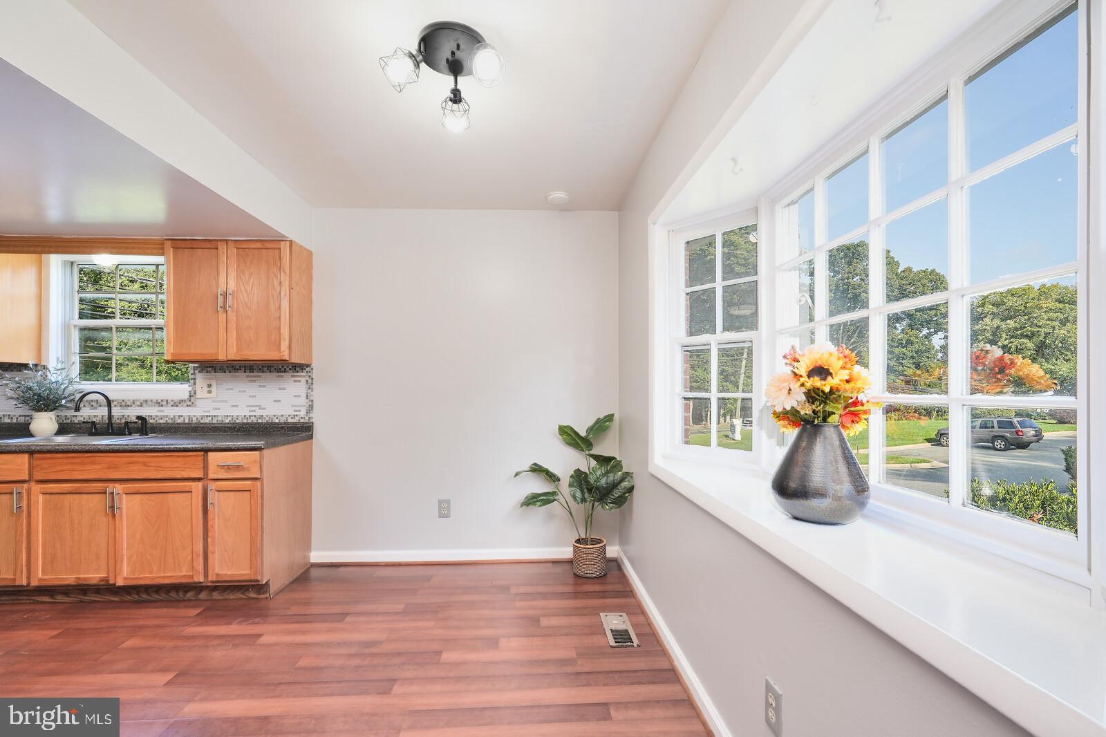 CAROLANN COURT - Residential