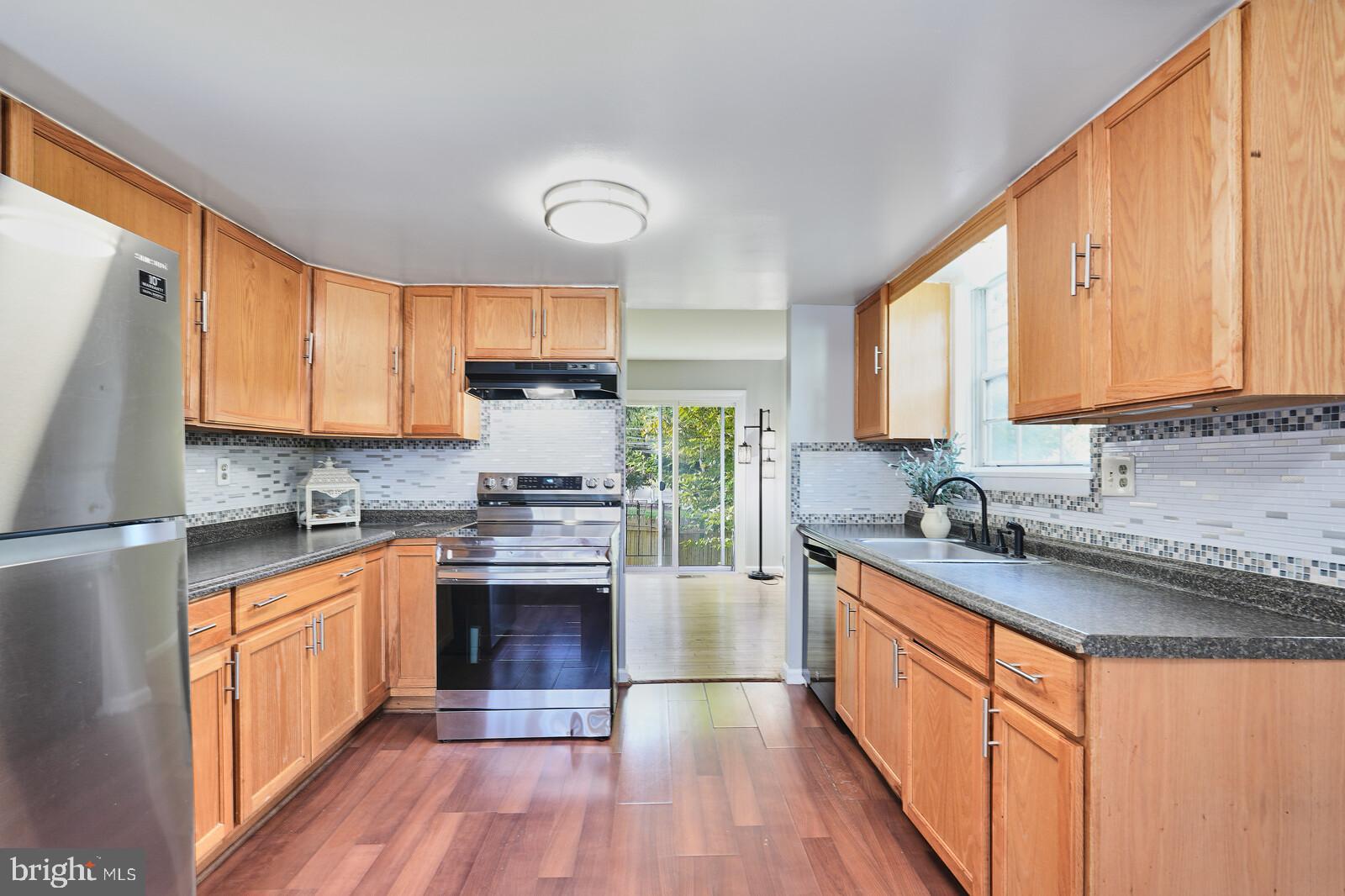 CAROLANN COURT - Residential