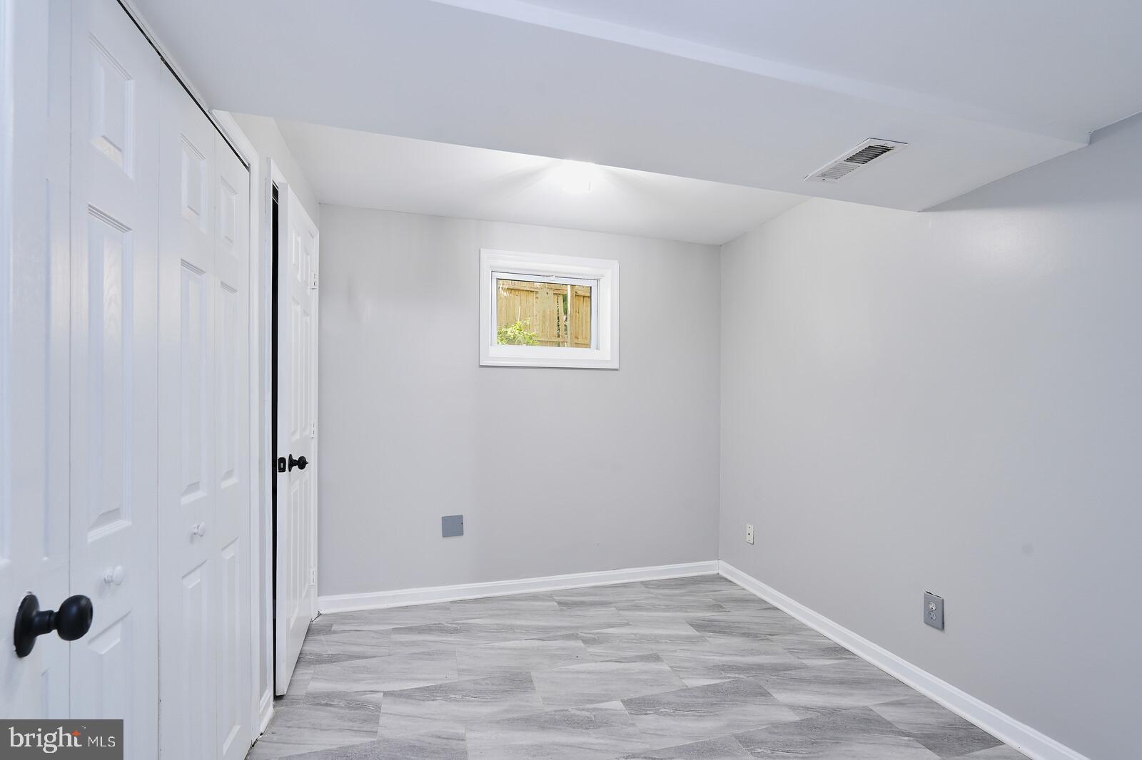 CAROLANN COURT - Residential