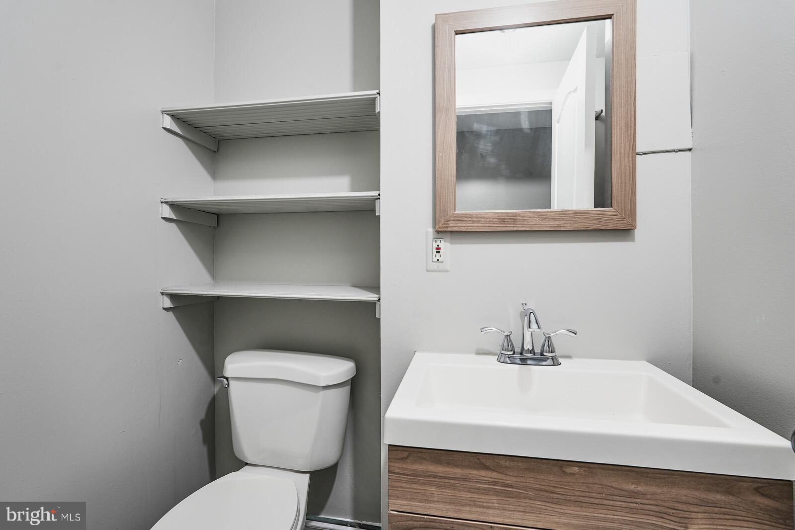 CAROLANN COURT - Residential