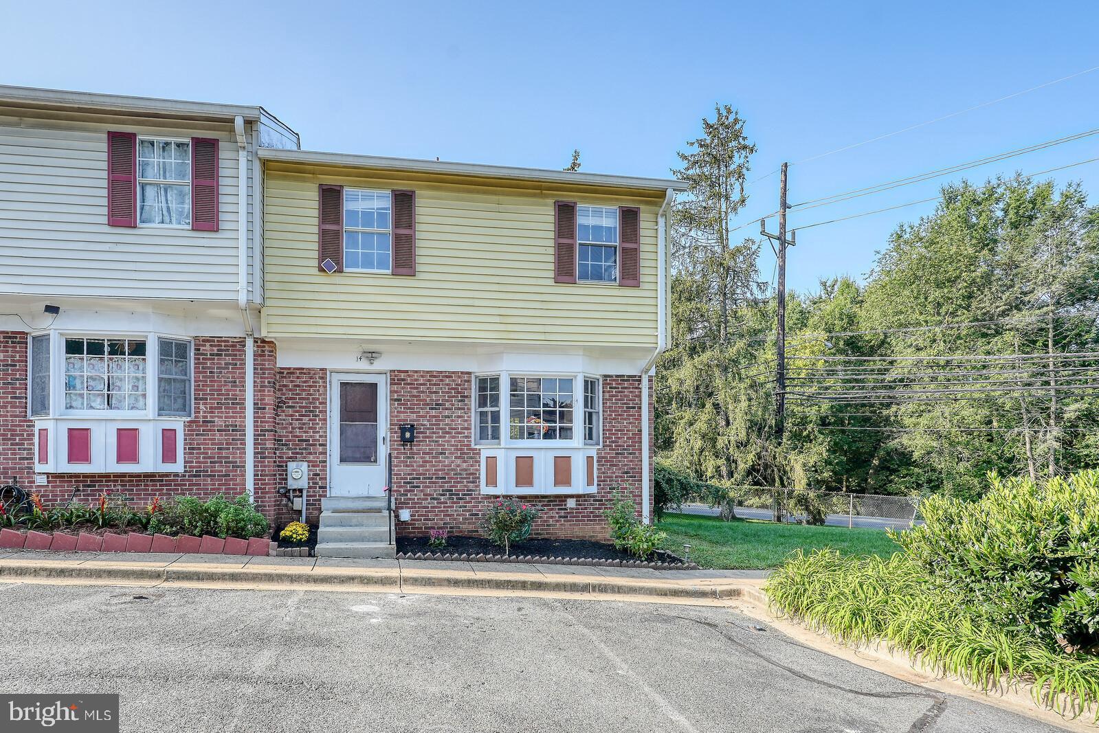 CAROLANN COURT - Residential