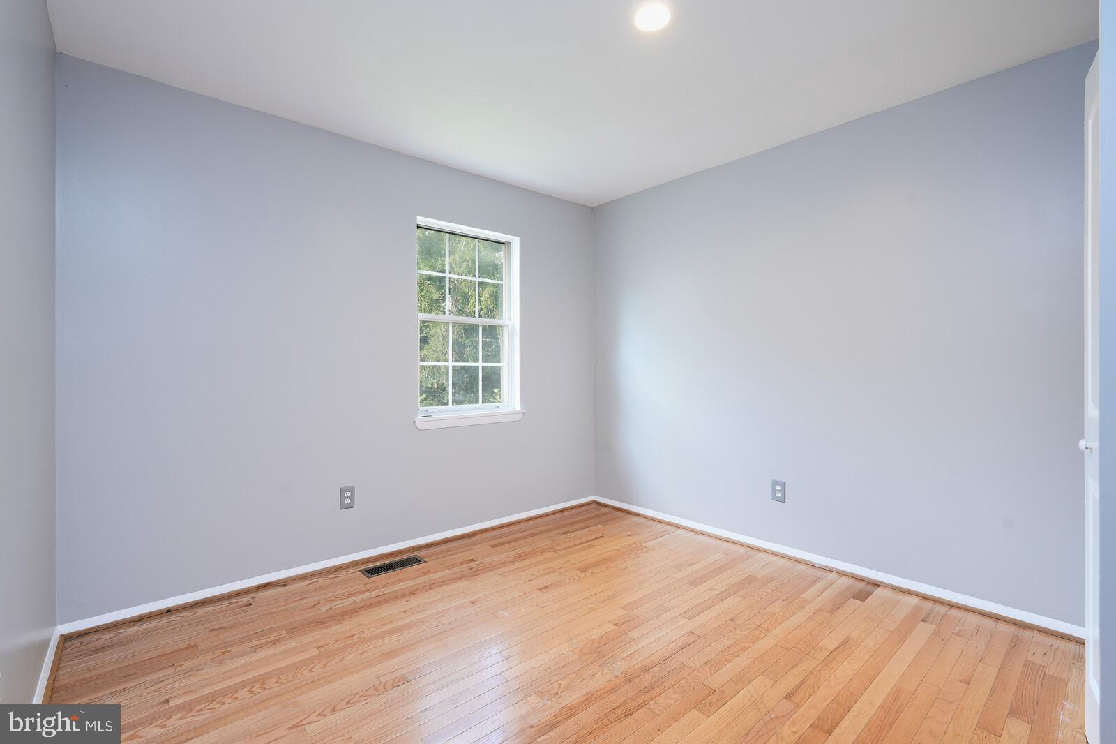 CAROLANN COURT - Residential