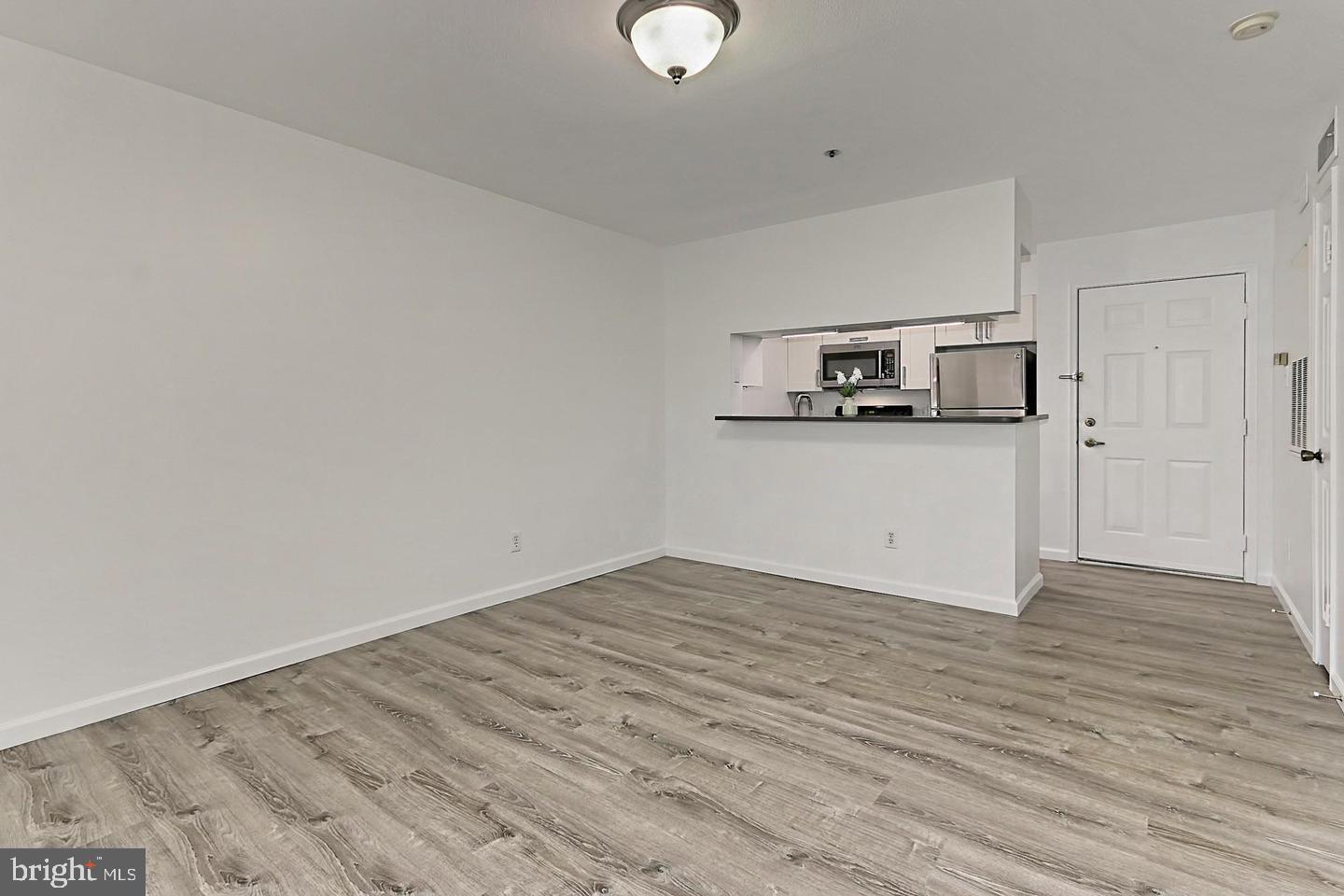 POINTE AT PARK CENTER - Residential