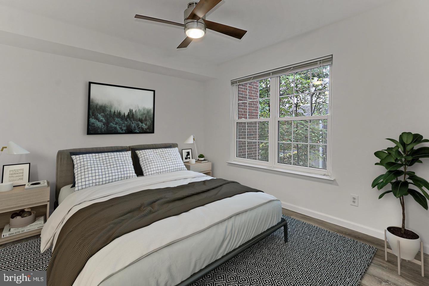 POINTE AT PARK CENTER - Residential