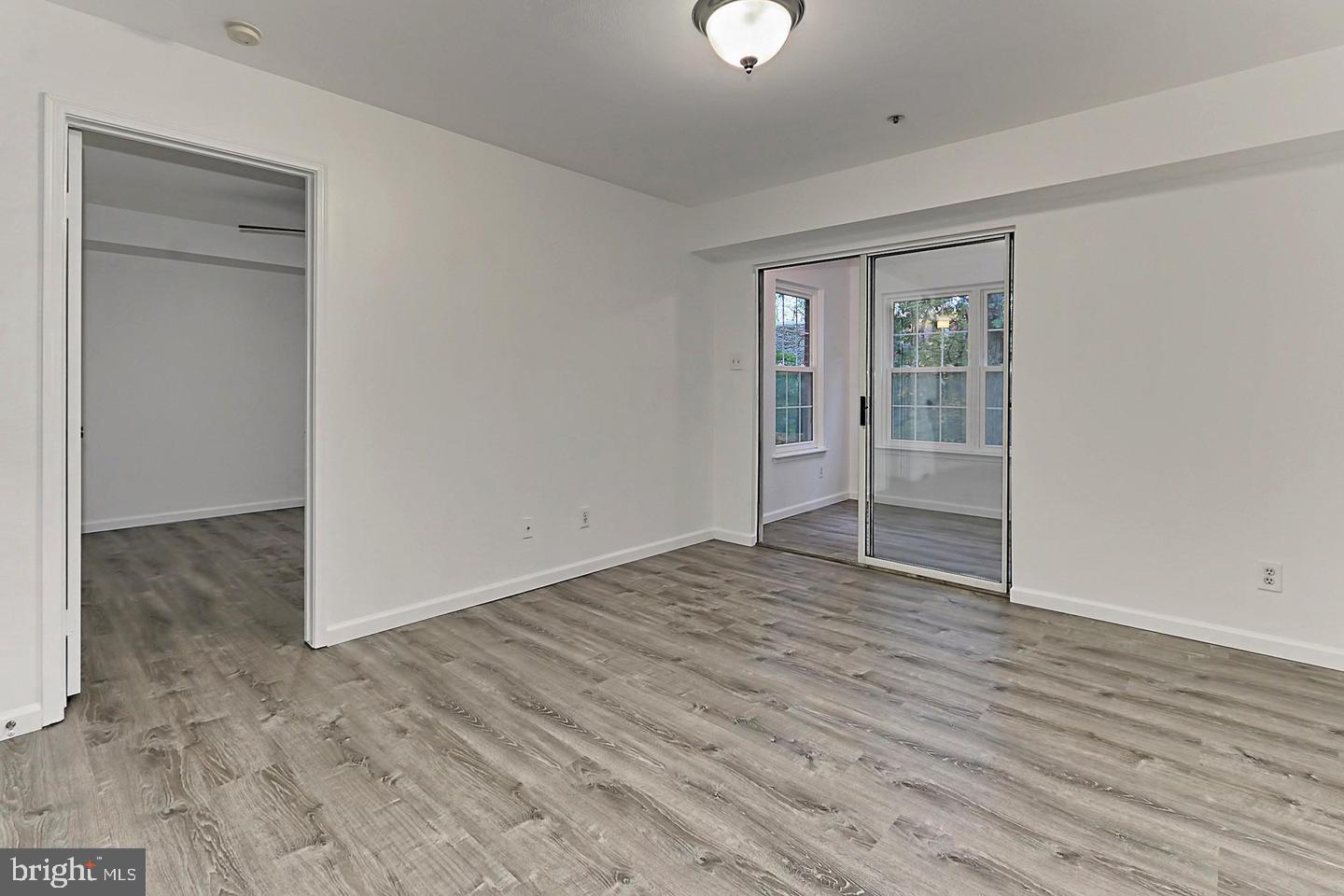 POINTE AT PARK CENTER - Residential