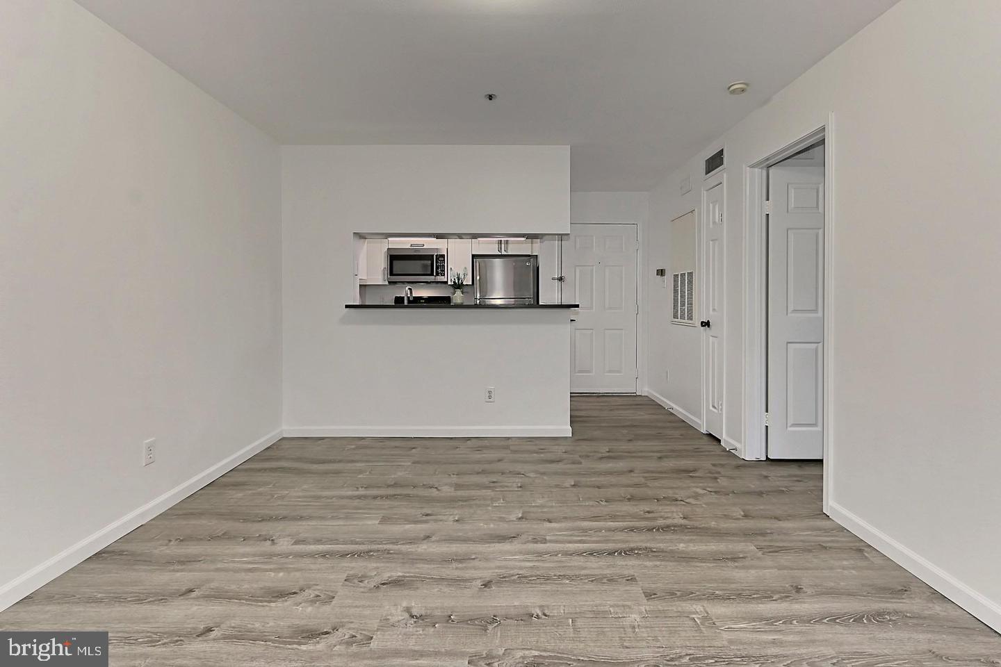 POINTE AT PARK CENTER - Residential