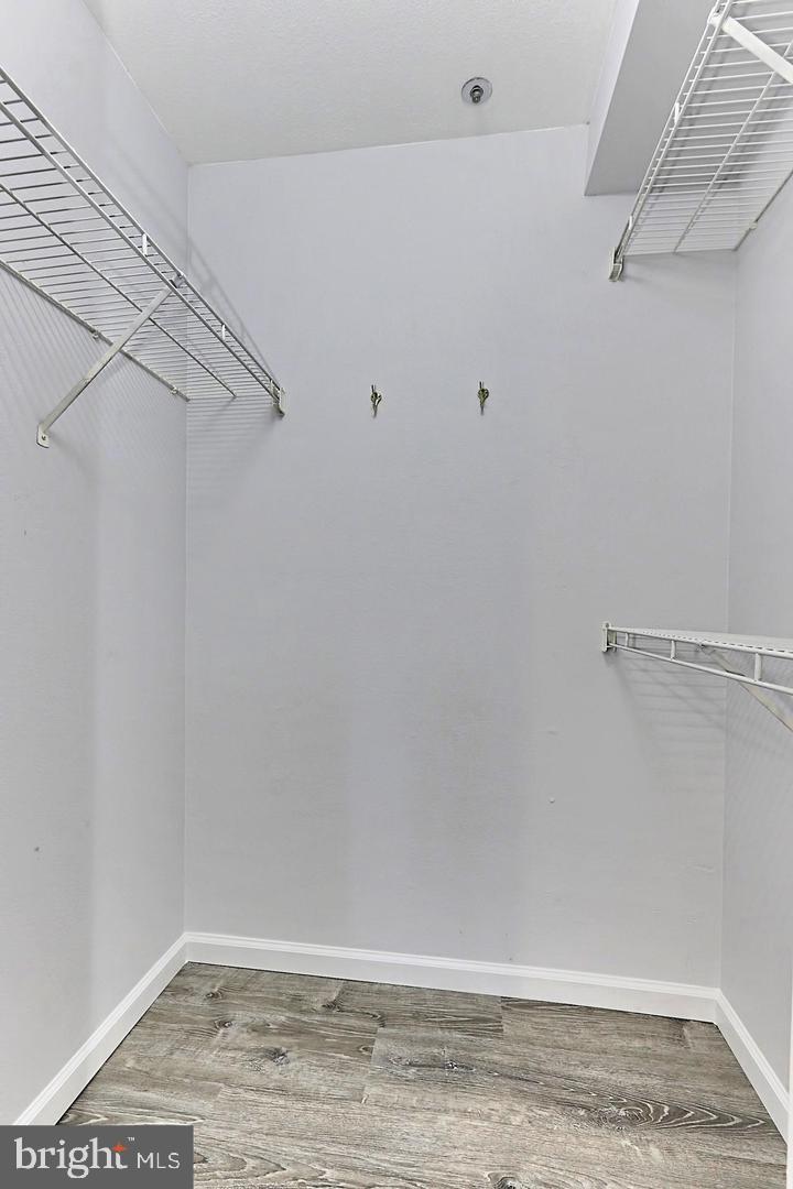 POINTE AT PARK CENTER - Residential