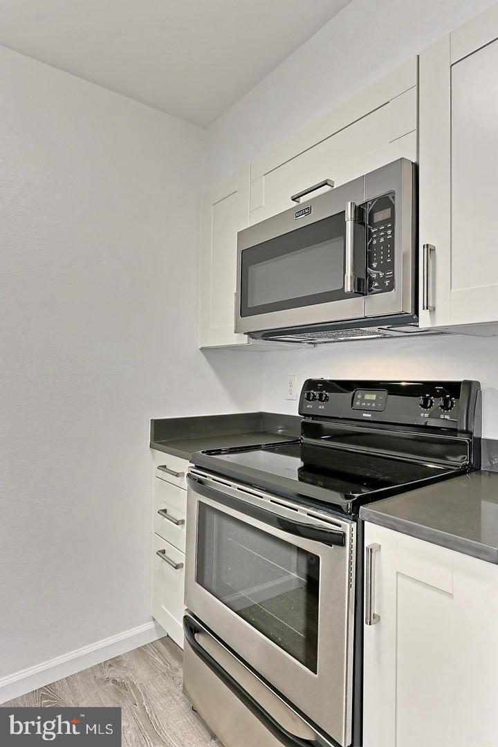 POINTE AT PARK CENTER - Residential