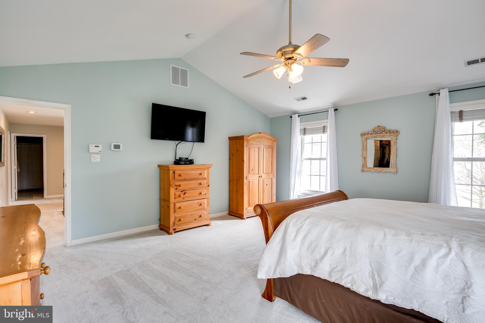 RIVERWALK - Residential