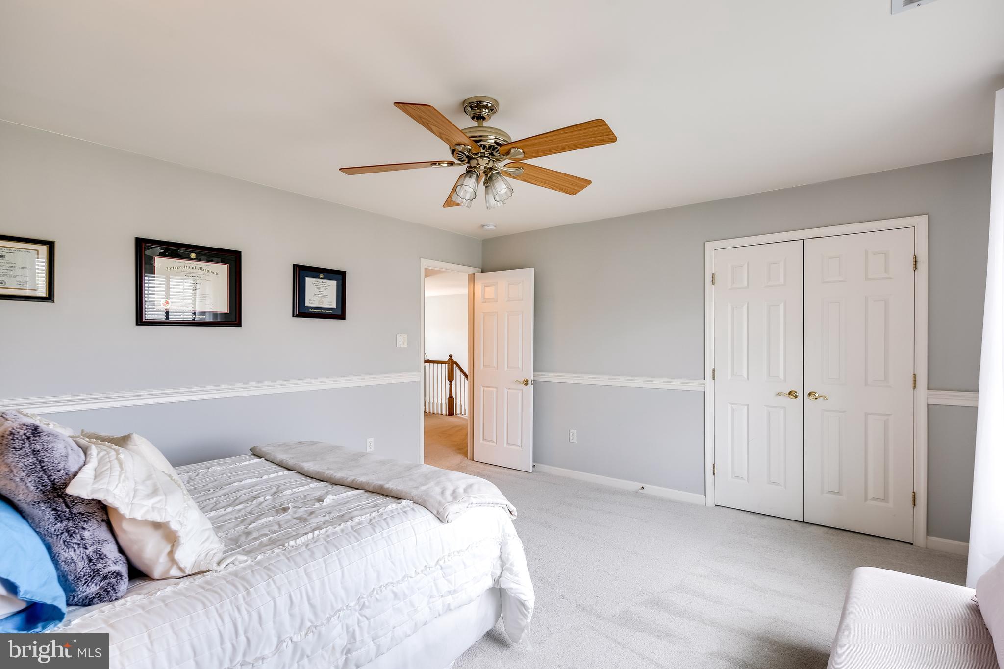 RIVERWALK - Residential