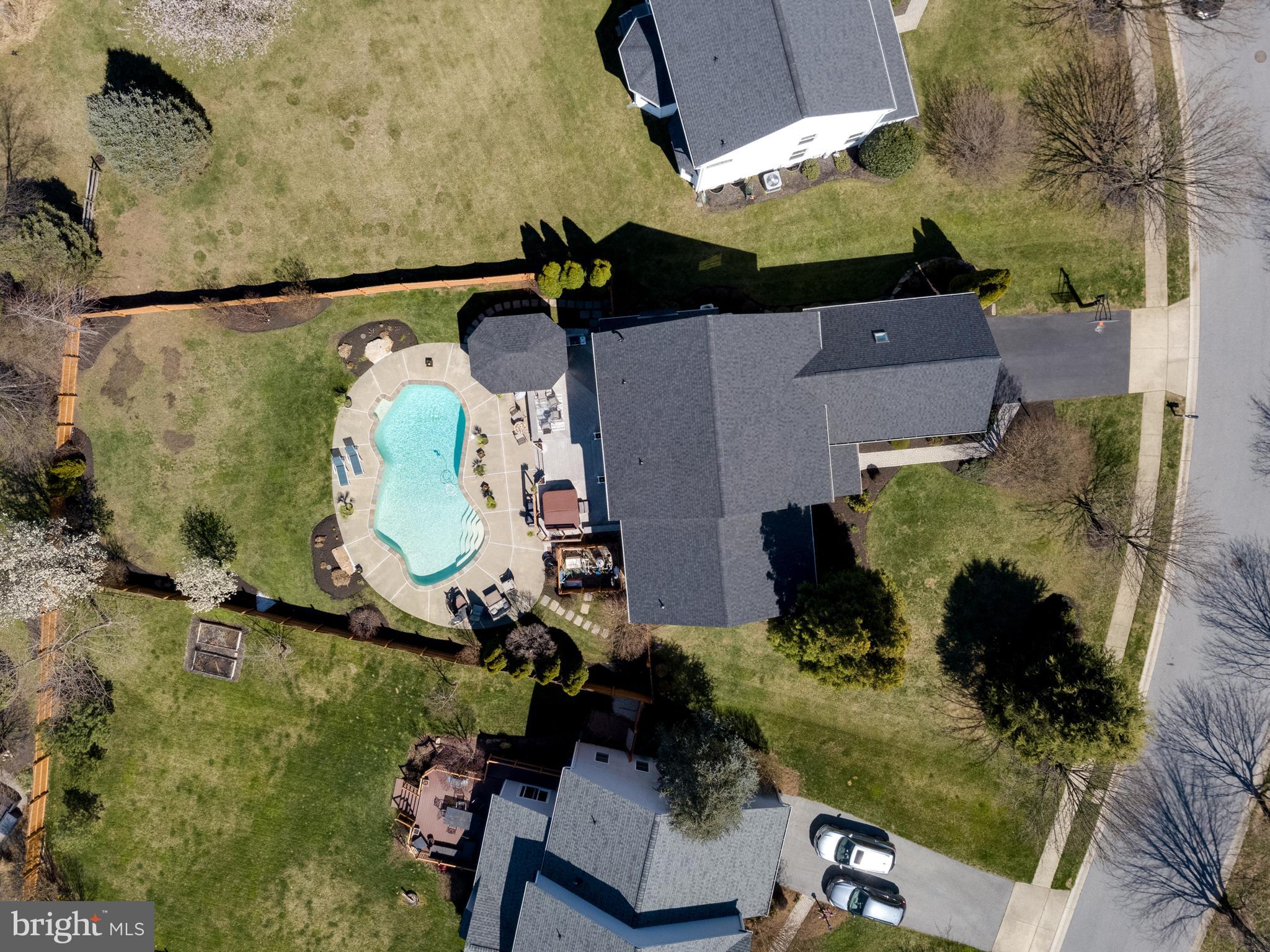 RIVERWALK - Residential