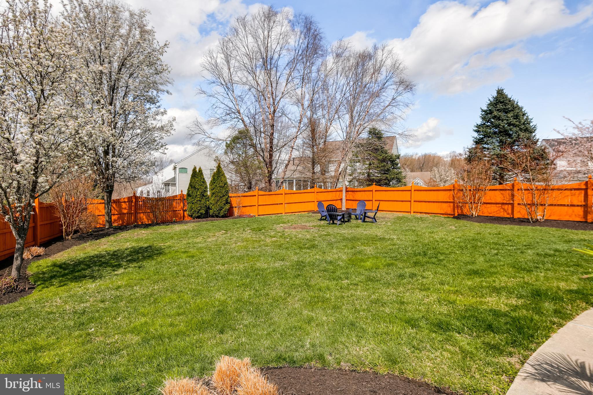 RIVERWALK - Residential