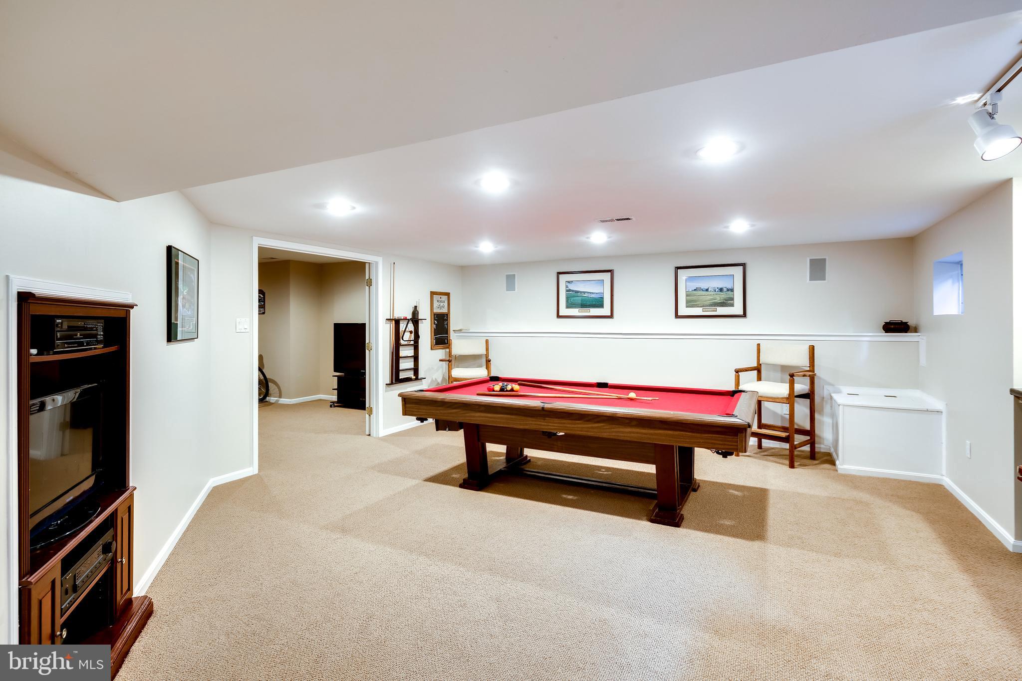 RIVERWALK - Residential