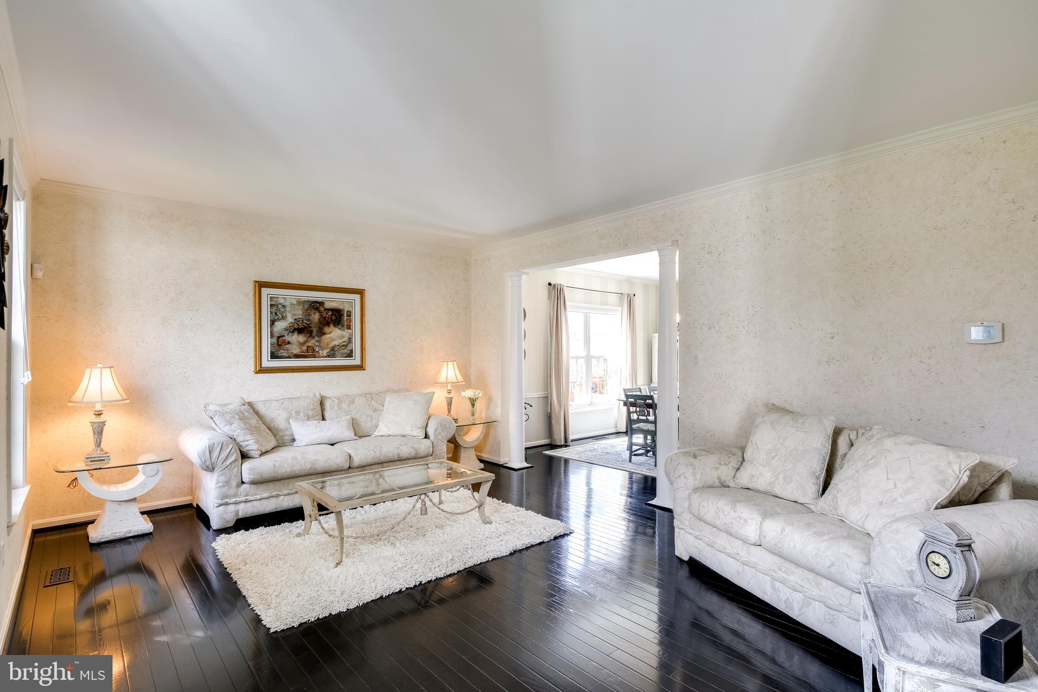 RIVERWALK - Residential