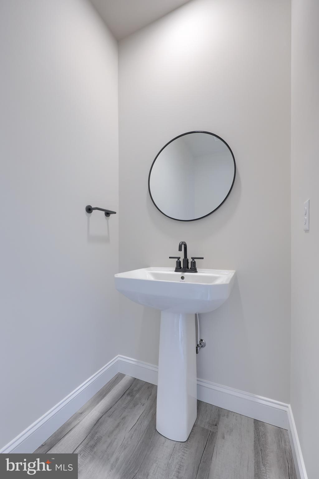 MILLWOOD HOMES AT BENNETT RUN - Residential